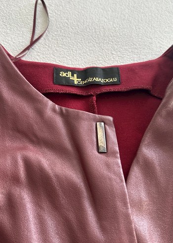 Bordo Deri Düğmeli Kolsuz Takım - Görsel 5