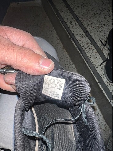 45 Beden Adidas 45 no ayakkabı