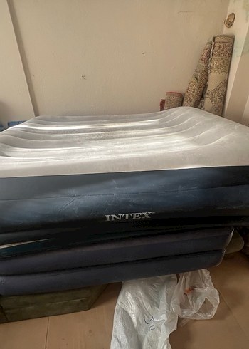 Beyaz Şişme Yatak - Görsel 2