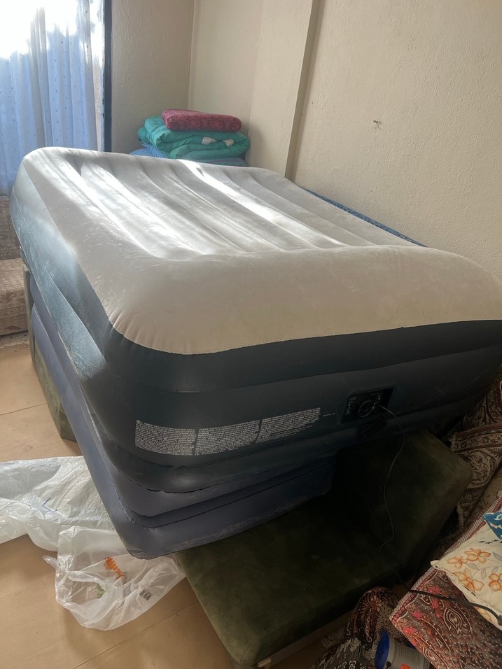 Beyaz Şişme Yatak - Görsel 4