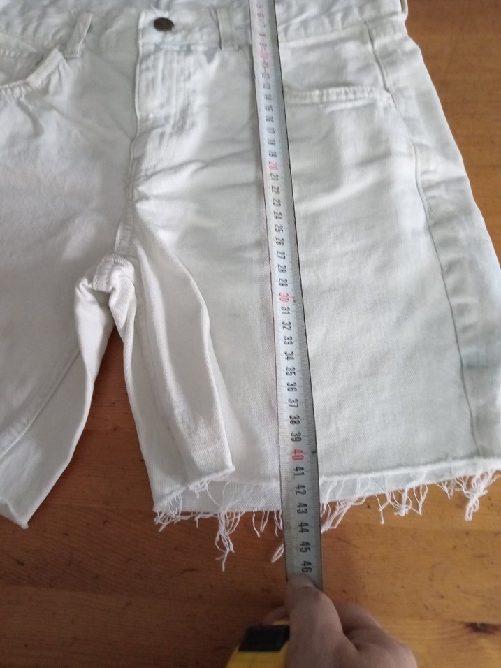 Beyaz Kadın Mini Denim Şort - Görsel 2