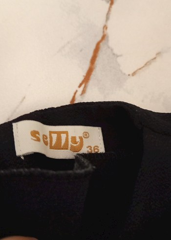 siyah kıyafet - Görsel 2