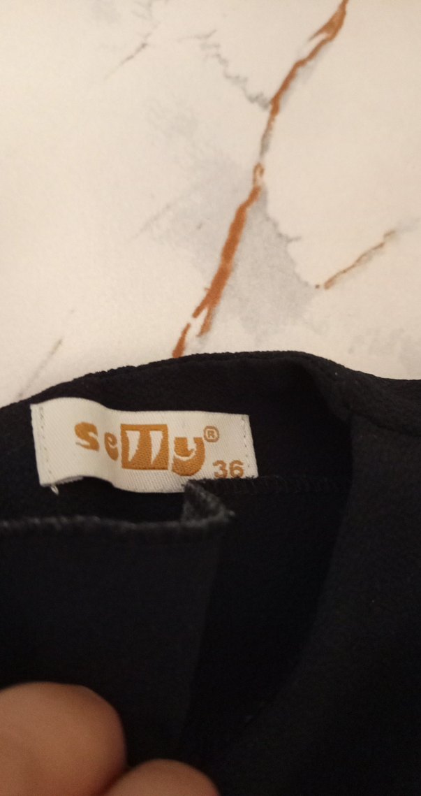 siyah kıyafet - Görsel 2