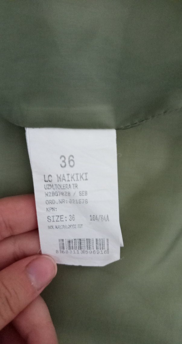 Kapüşonlu Uzun Düğmeli Kadın Kış Montu - Görsel 2