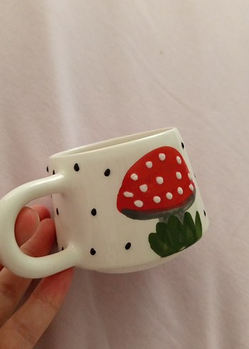 Kırmızı Mantar Desenli Seramik Kupa - Görsel 3