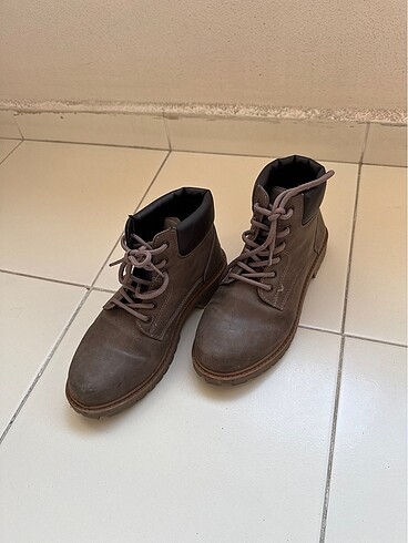 LC Waikiki Kahverengi bot