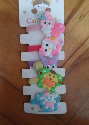 sanrio karakterli lastikli tokalar - Görsel 4