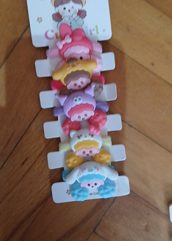 sanrio karakterli lastikli tokalar - Görsel 3