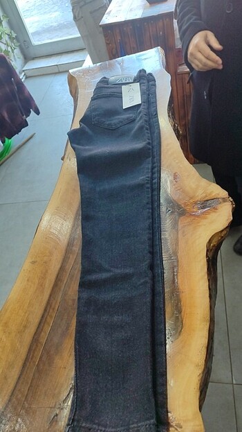 30 Beden siyah Renk Zara pantolon