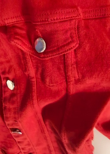 Kadın Kırmızı Düğmeli Denim Ceket - Görsel 4