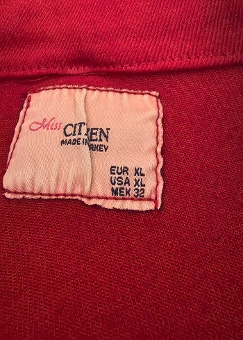 Kadın Kırmızı Düğmeli Denim Ceket - Görsel 6