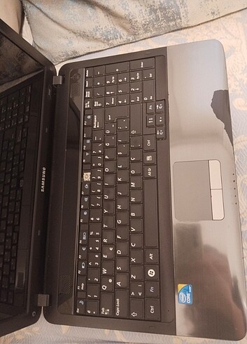  Beden Samsung bilgisayar