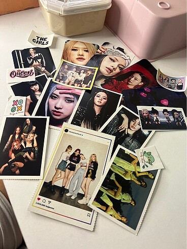 Black pink