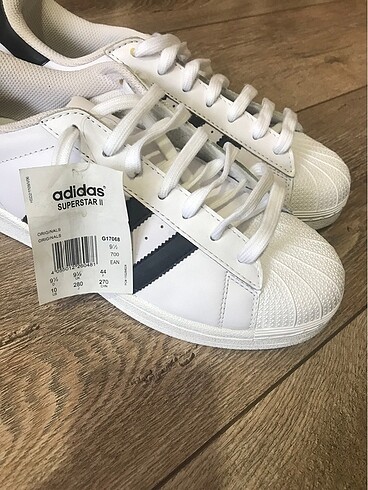Orjinal Adidas