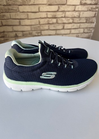 Skechers ürünü