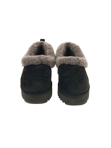 41 Beden Ugg Bot %70 İndirimli.
