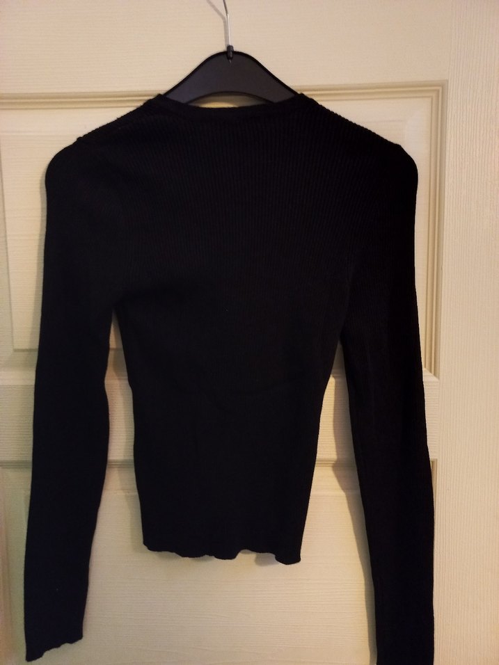 Düğmeli V Yaka Siyah Kadın Triko - Görsel 2