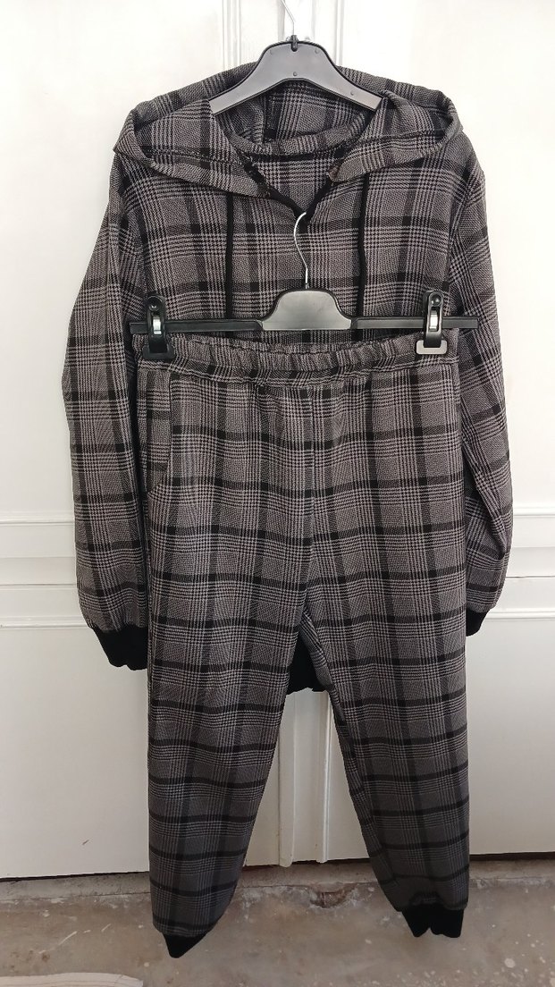 Gri Ekose Desenli Eşofman Takımı - Görsel 2