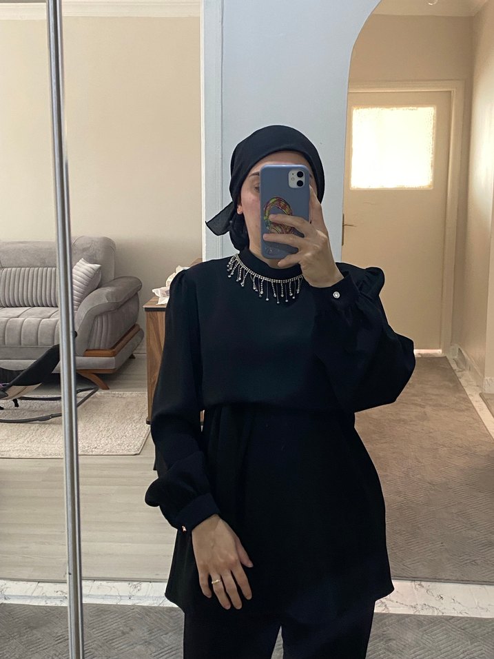 Siyah Kadın Midi Takım - Minimalist - Görsel 3