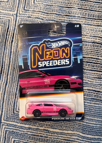 Neon Speeders ve Fast & Furious Oyuncak Arabalar - Görsel 3