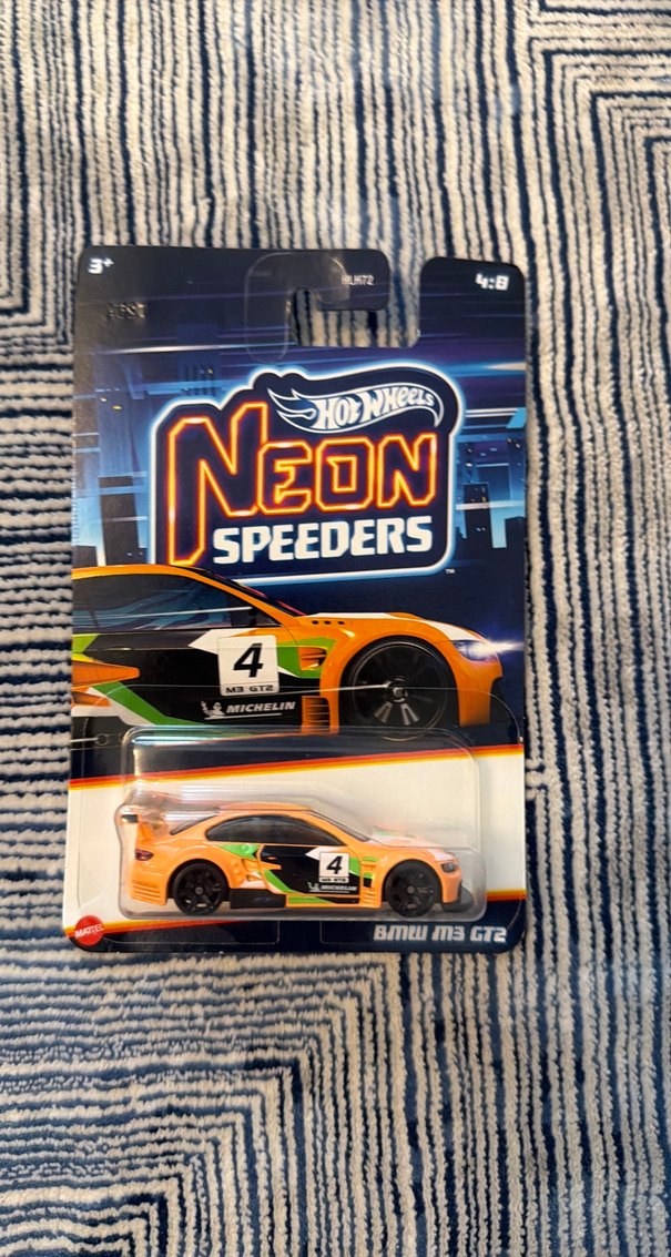 Neon Speeders ve Fast & Furious Oyuncak Arabalar - Görsel 4