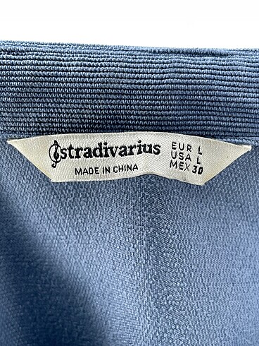 l Beden mavi Renk Stradivarius Gömlek %70 İndirimli.