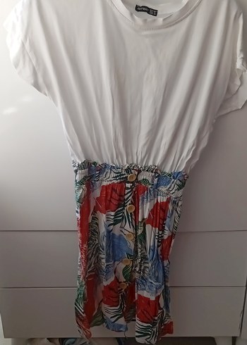 Tişört görünümlü elbise