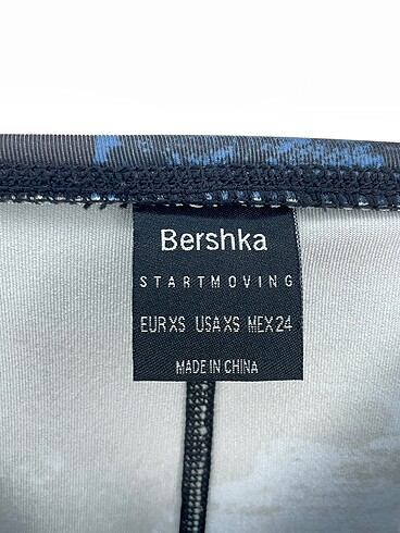 Bershka T-shirt %70 İndirimli. - Görsel 4