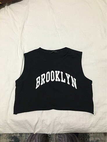 yeni sıfır kol brooklyn siyah mini crop