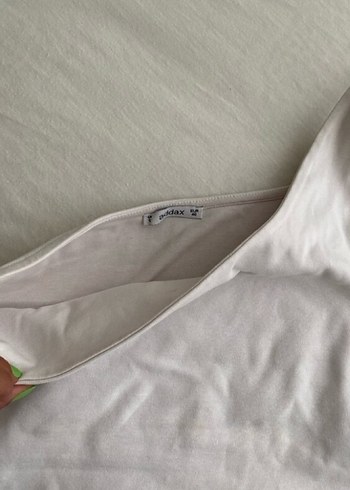 Beyaz Keten Asimetrik Crop Top - Görsel 2