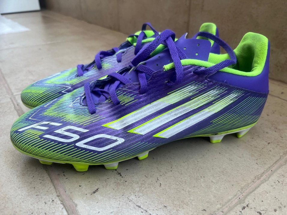 Mor ve Yeşil Erkek Futbol Ayakkabısı Velcro - Görsel 2