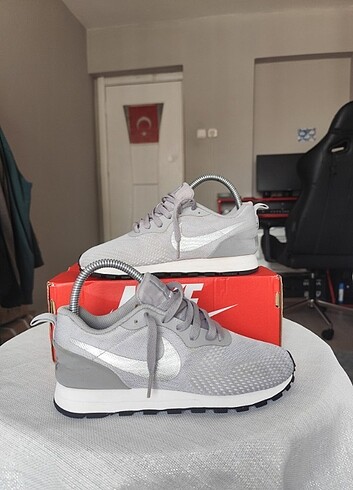 Nike NİKE 37.5