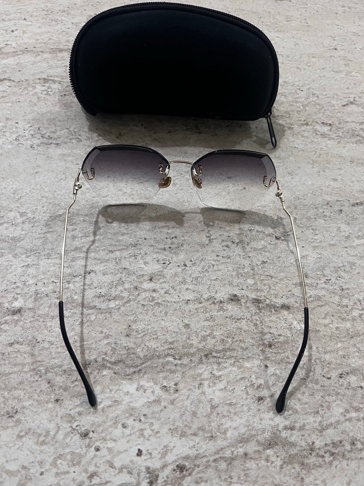 Kadın Güneş Gözlüğü - Görsel 4