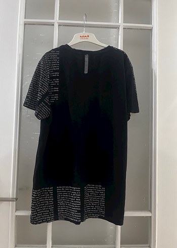 Drapeli V YakalıTişörtü Siyah - Görsel 2