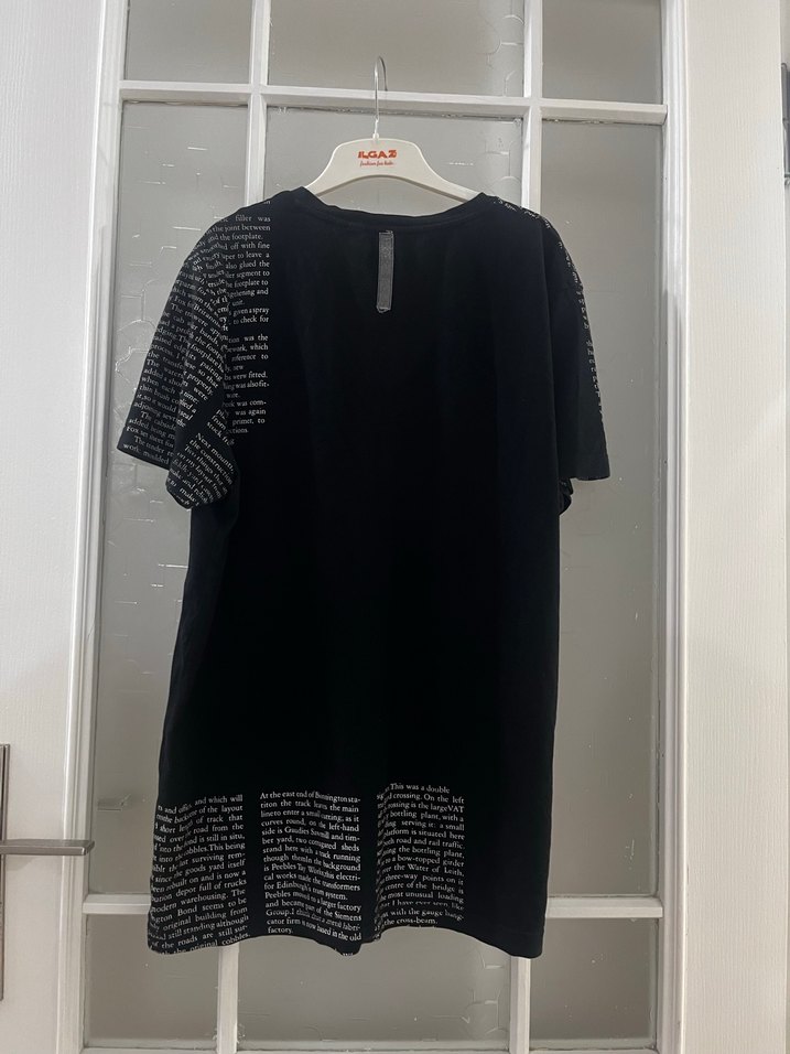 Drapeli V YakalıTişörtü Siyah - Görsel 2