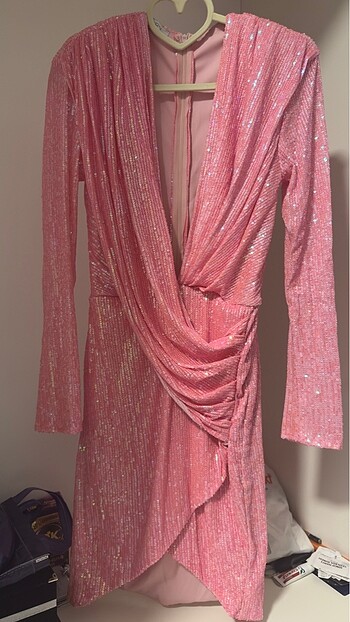 Pembe Payetli Mini Elbise