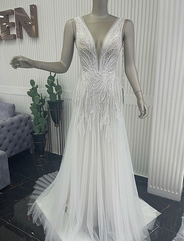Pronovias modeli özel dikim İpek tül İşlemeli Gelinlik