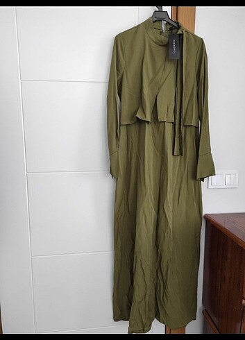 38 Beden Trendyol modest yağ yeşili elbise