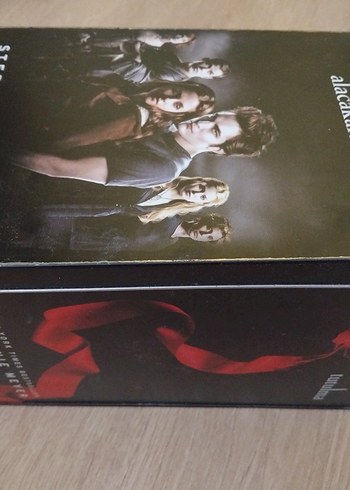 Alacakaranlık Serisi Teneke Kutulu - Görsel 2