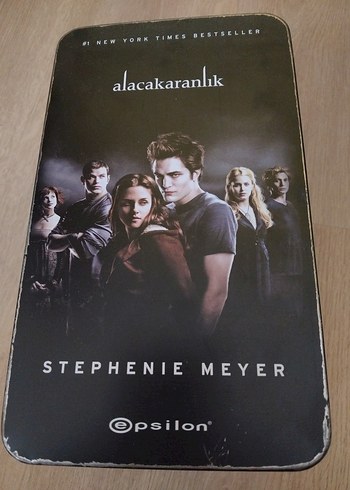 Alacakaranlık Serisi Teneke Kutulu - Görsel 4