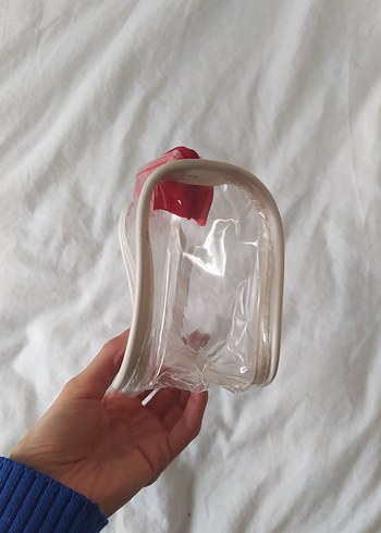 Kırmızı Fermuarlı Şeffaf Makyaj Çantası - Görsel 4