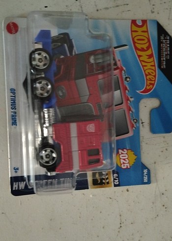 Hot Wheels Optimus Prime