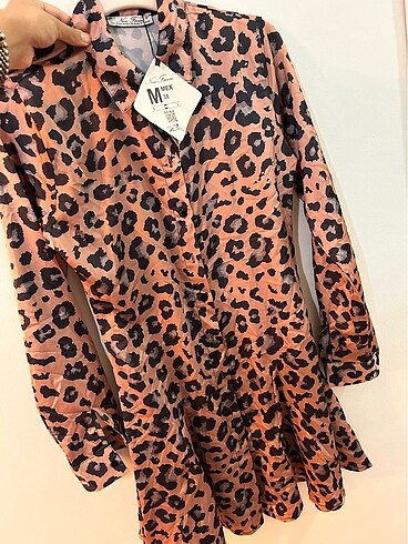 Volan etekli leopar elbise