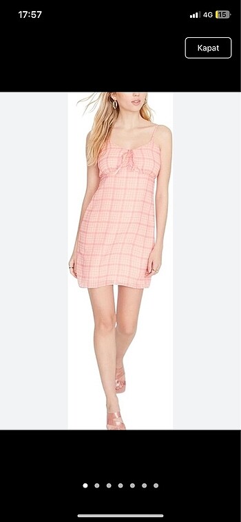 Pembe elbise