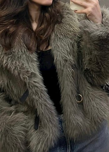 Bej Kürk Detaylı Midi Kadın Peluş Ceket - Görsel 3