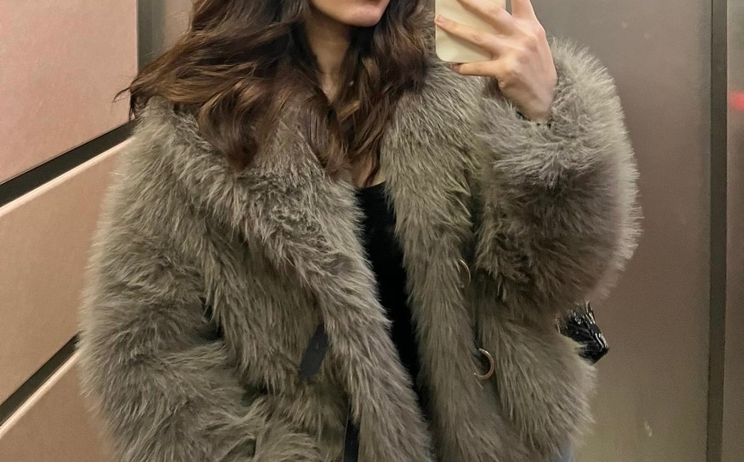 Bej Kürk Detaylı Midi Kadın Peluş Ceket - Görsel 2