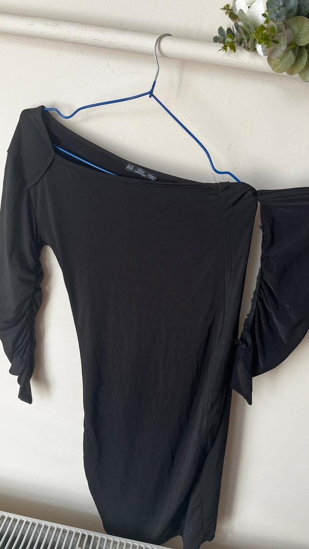 Drapeli Siyah V-Yaka Uzun Kollu elbise - Görsel 3