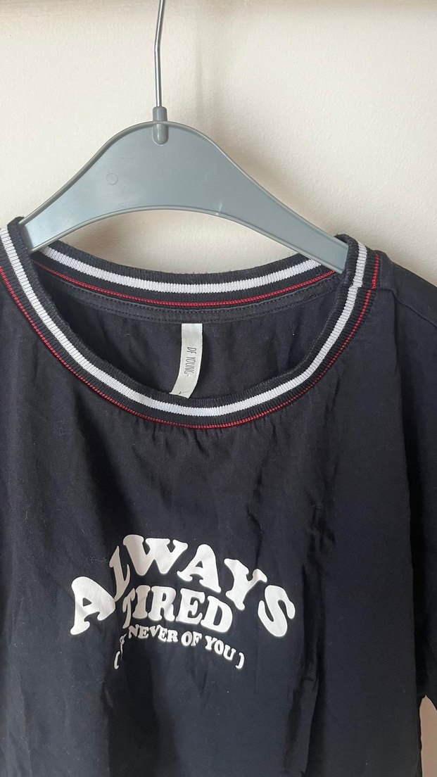 Siyah Baskılı Oversize Kadın Tişört - Görsel 2