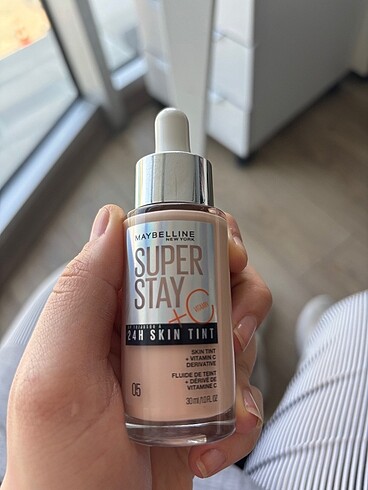 Beden Maybelline New York Süper Stay Tint 05