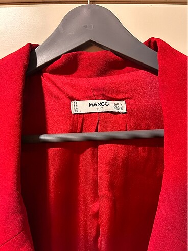 m Beden Mango Kırmızı Blazer Ceket
